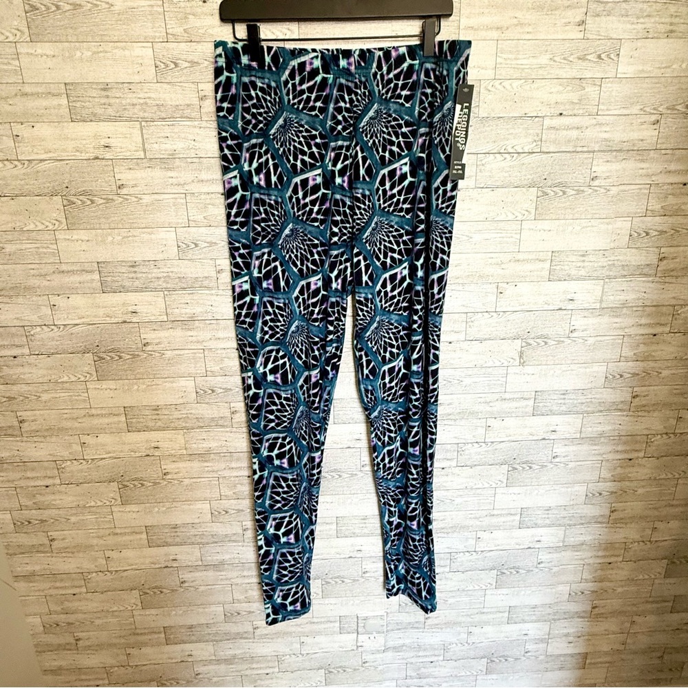 Geometric‎ Leggings Multicolored Sizes 3XL - 5 XL New With Tags, Soft/Stretchy